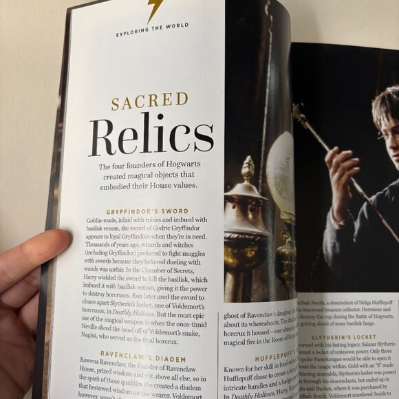 Newsweek  '17 Harry Potter Special Edition Magazine - Picture 4 of 7